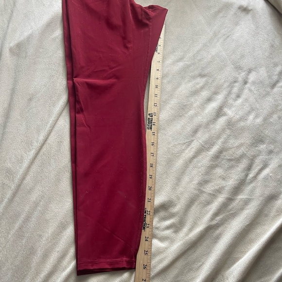 Yitty NWT red glitter flattering leggings - Picture 9 of 9